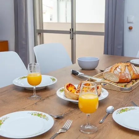 Apartment B18 - Village Street *